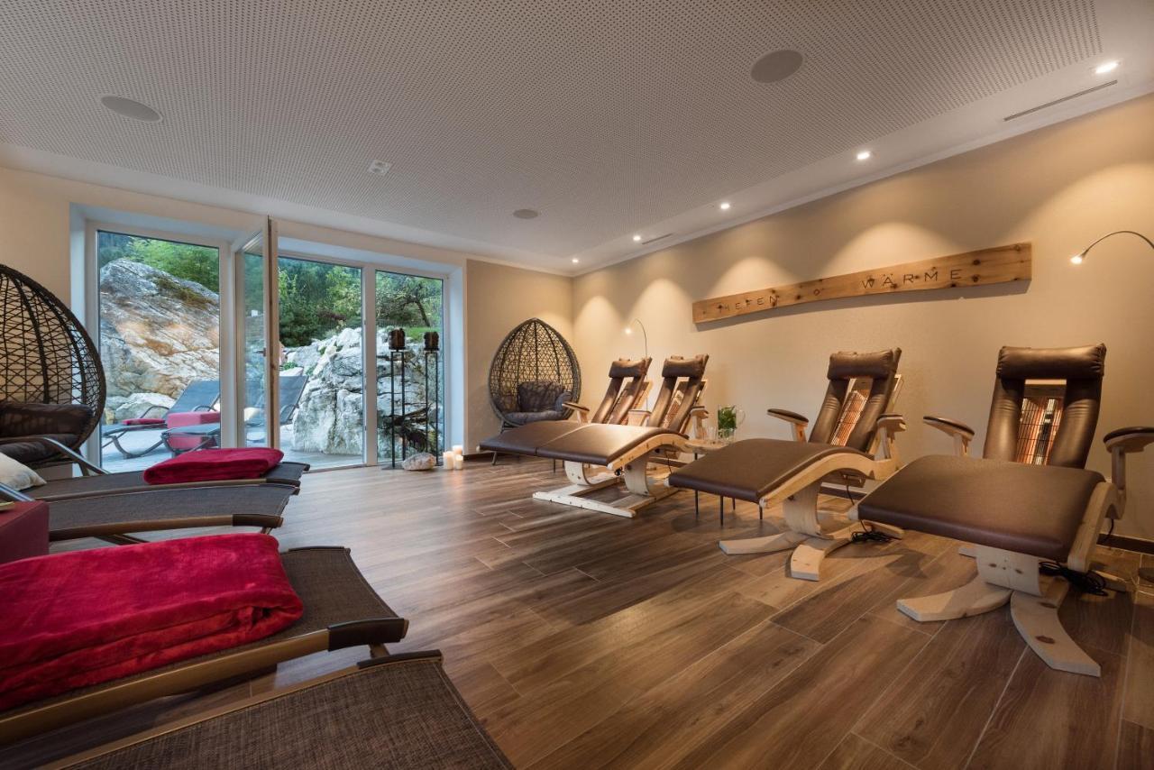 Bayern Resort Hotel - Adults Only - Mit Zugspitzblick - Eibsee-Naehe - Wellnessbereich - Naturpool Im Sommer Grainau Eksteriør billede