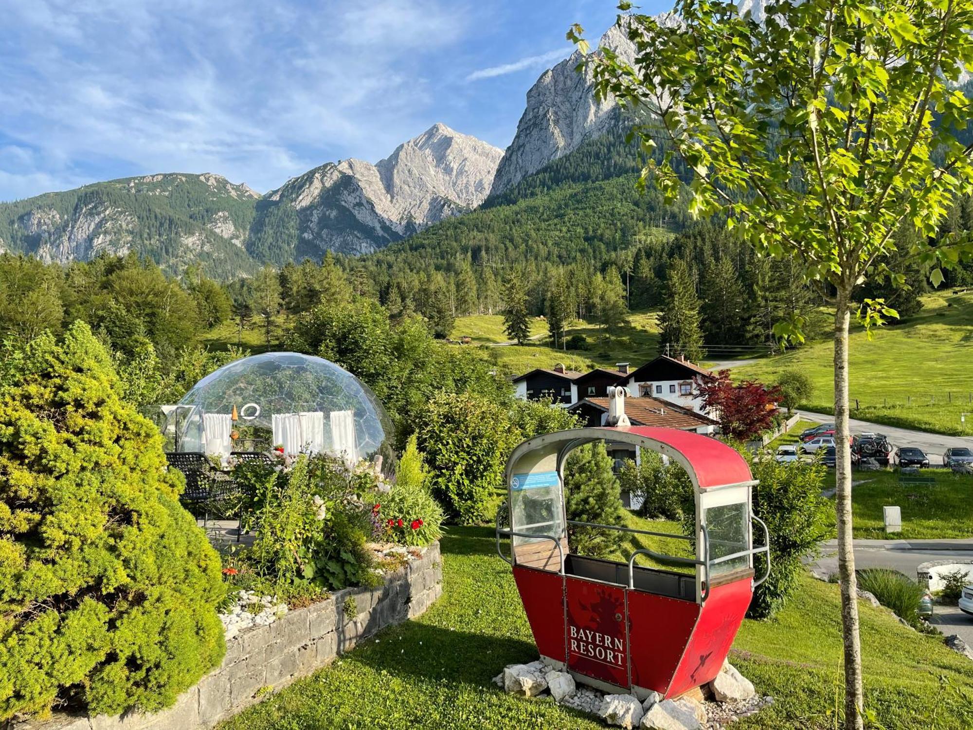 Bayern Resort Hotel - Adults Only - Mit Zugspitzblick - Eibsee-Naehe - Wellnessbereich - Naturpool Im Sommer Grainau Eksteriør billede