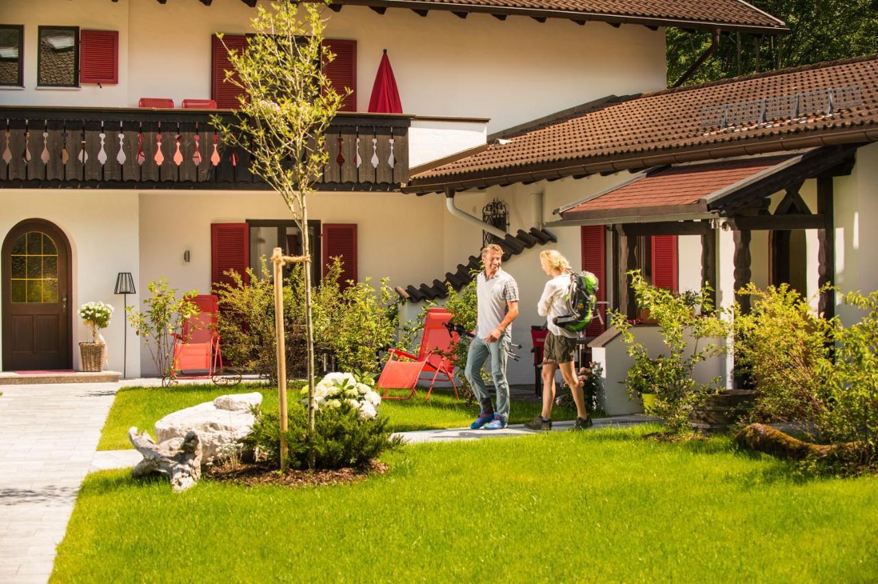 Bayern Resort Hotel - Adults Only - Mit Zugspitzblick - Eibsee-Naehe - Wellnessbereich - Naturpool Im Sommer Grainau Eksteriør billede