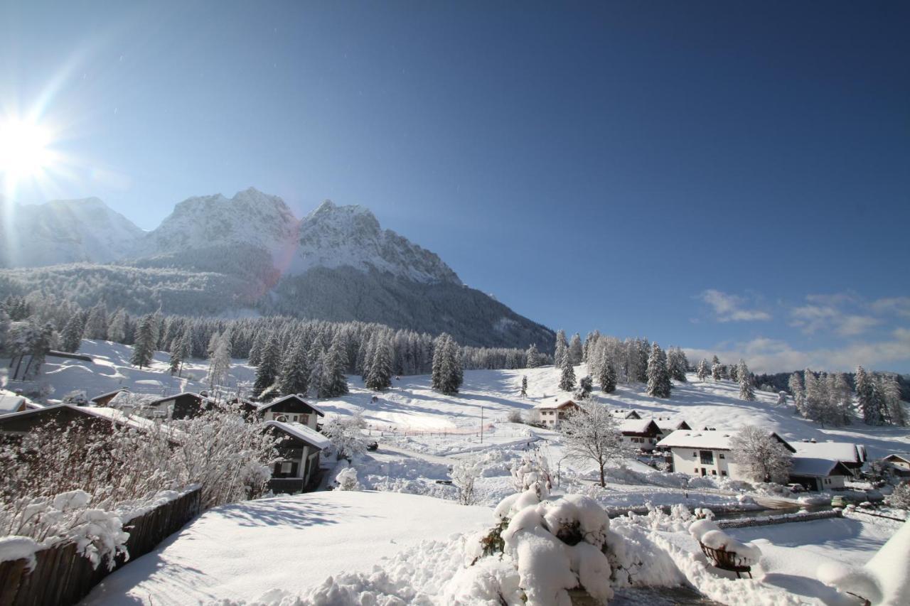 Bayern Resort Hotel - Adults Only - Mit Zugspitzblick - Eibsee-Naehe - Wellnessbereich - Naturpool Im Sommer Grainau Eksteriør billede
