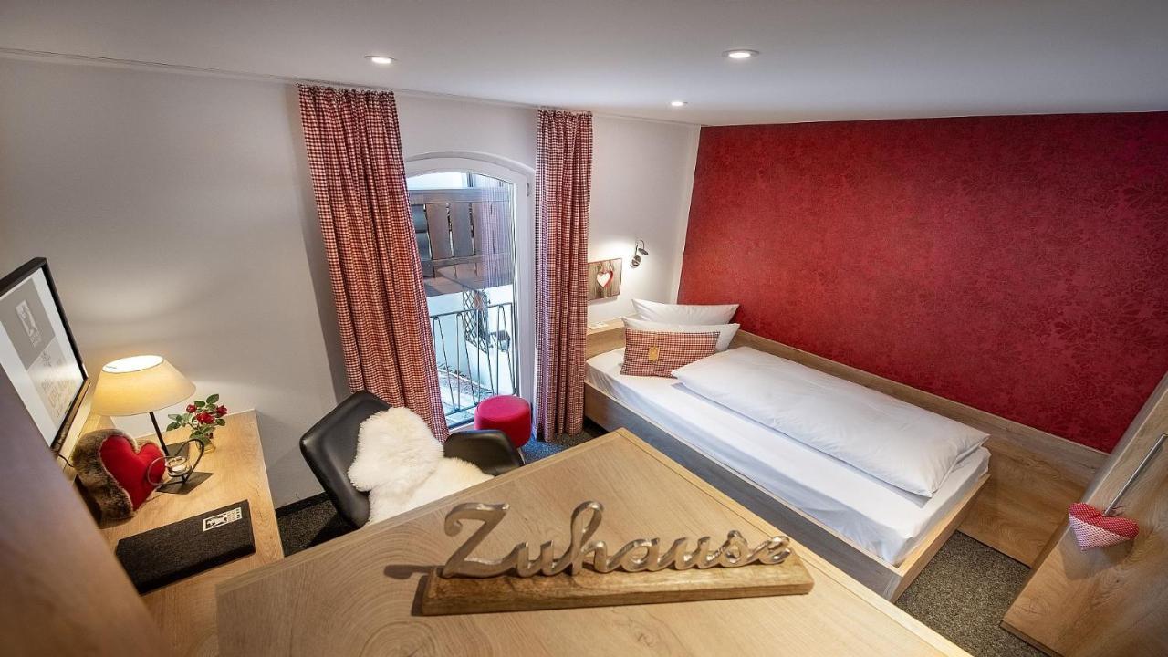 Bayern Resort Hotel - Adults Only - Mit Zugspitzblick - Eibsee-Naehe - Wellnessbereich - Naturpool Im Sommer Grainau Eksteriør billede