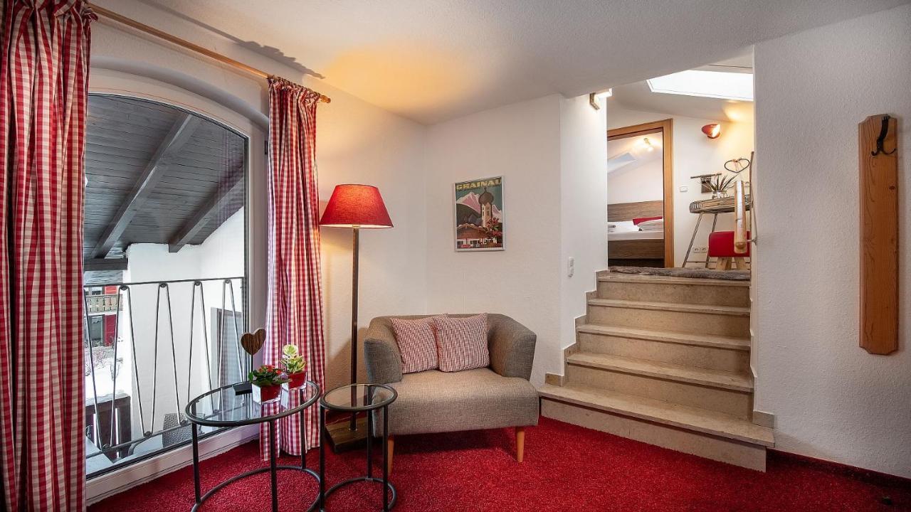 Bayern Resort Hotel - Adults Only - Mit Zugspitzblick - Eibsee-Naehe - Wellnessbereich - Naturpool Im Sommer Grainau Eksteriør billede